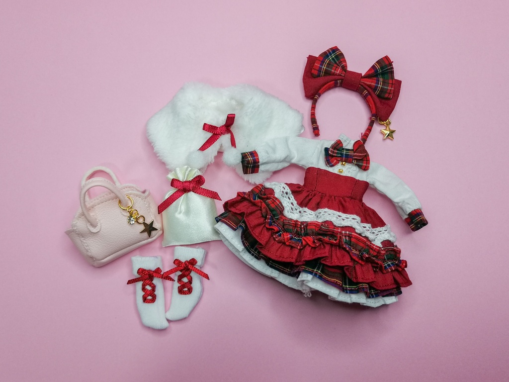 ⚠️ピコニーモサイズ ドール服 クリスマスワンピースセット