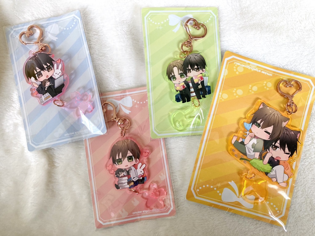 高律嵯峨律アクリルキーホルダー