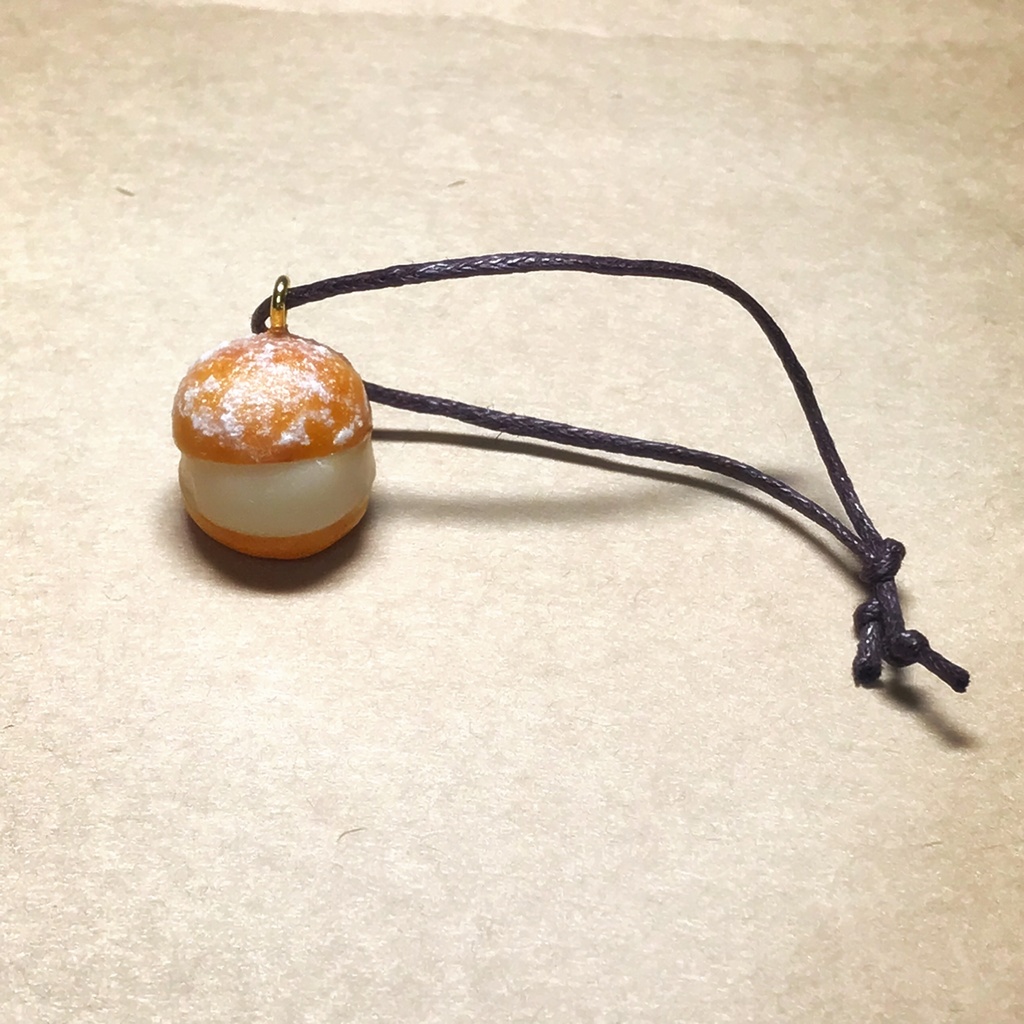 ぬい小物  きょうのおやつ マリトッツォ