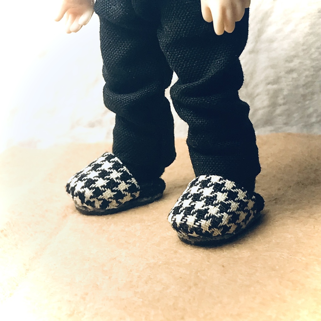 オビツ11サイズのスリッパ