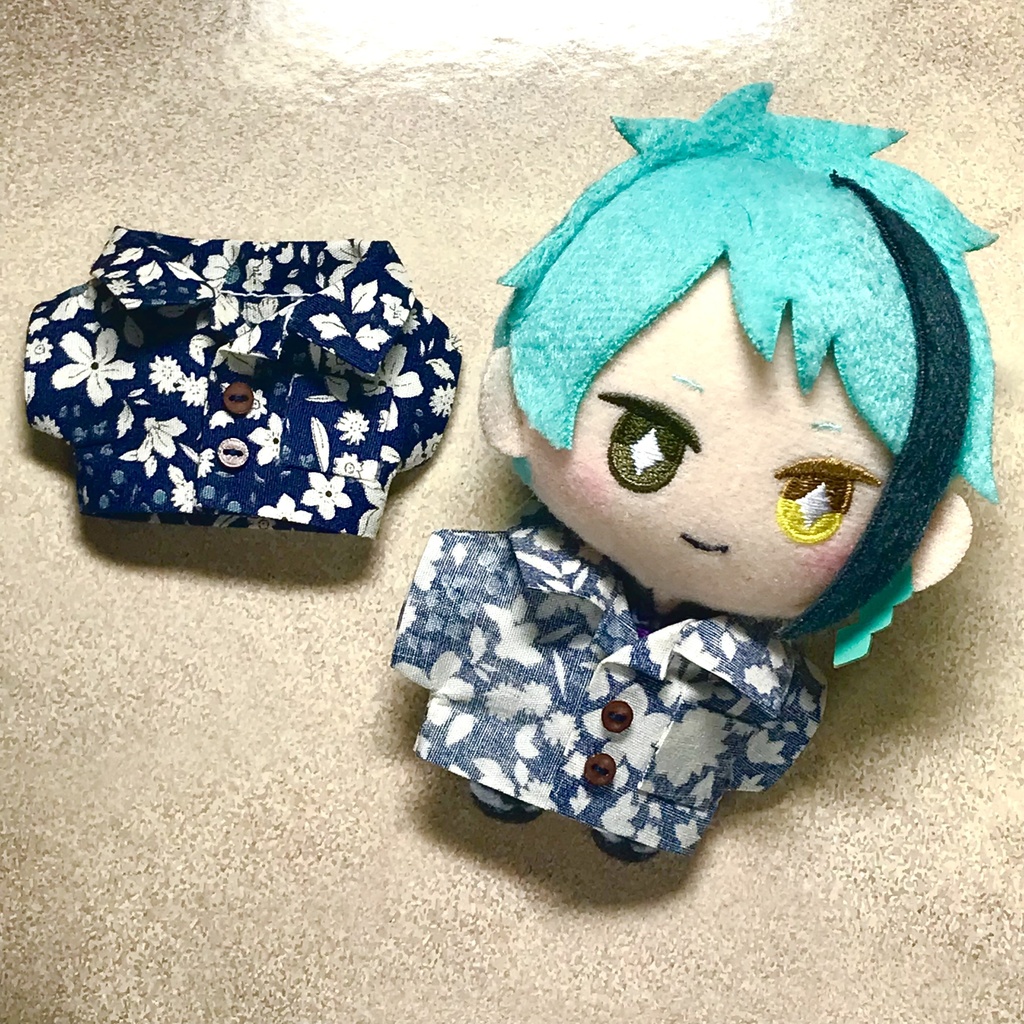 ぬい服 紺色アロハシャツ