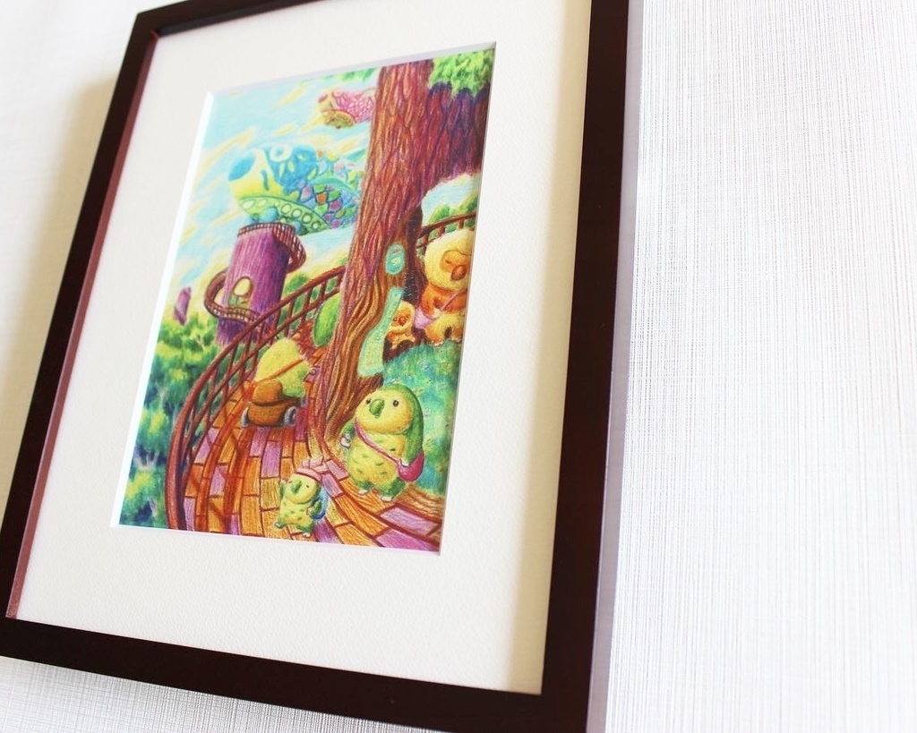 色鉛筆画「未来に届くバス」