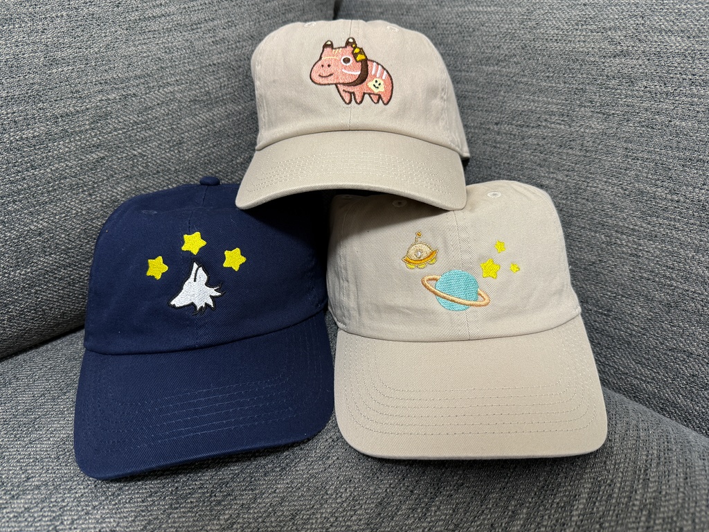 モチーフ刺繍キャップ