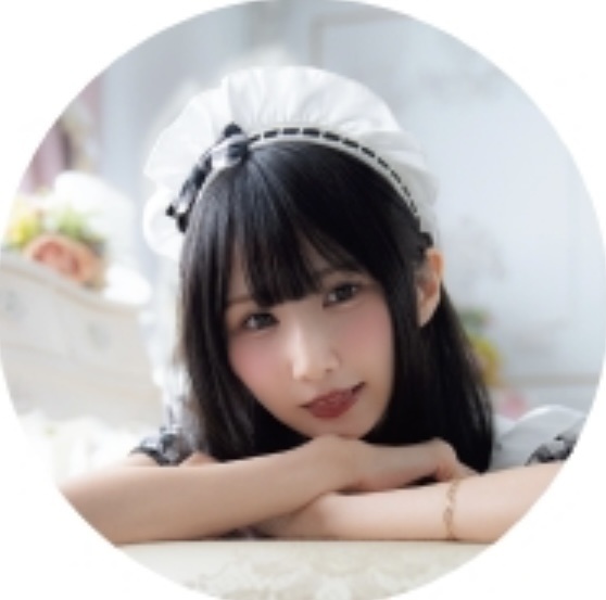 c107新作 メイド缶バッジ