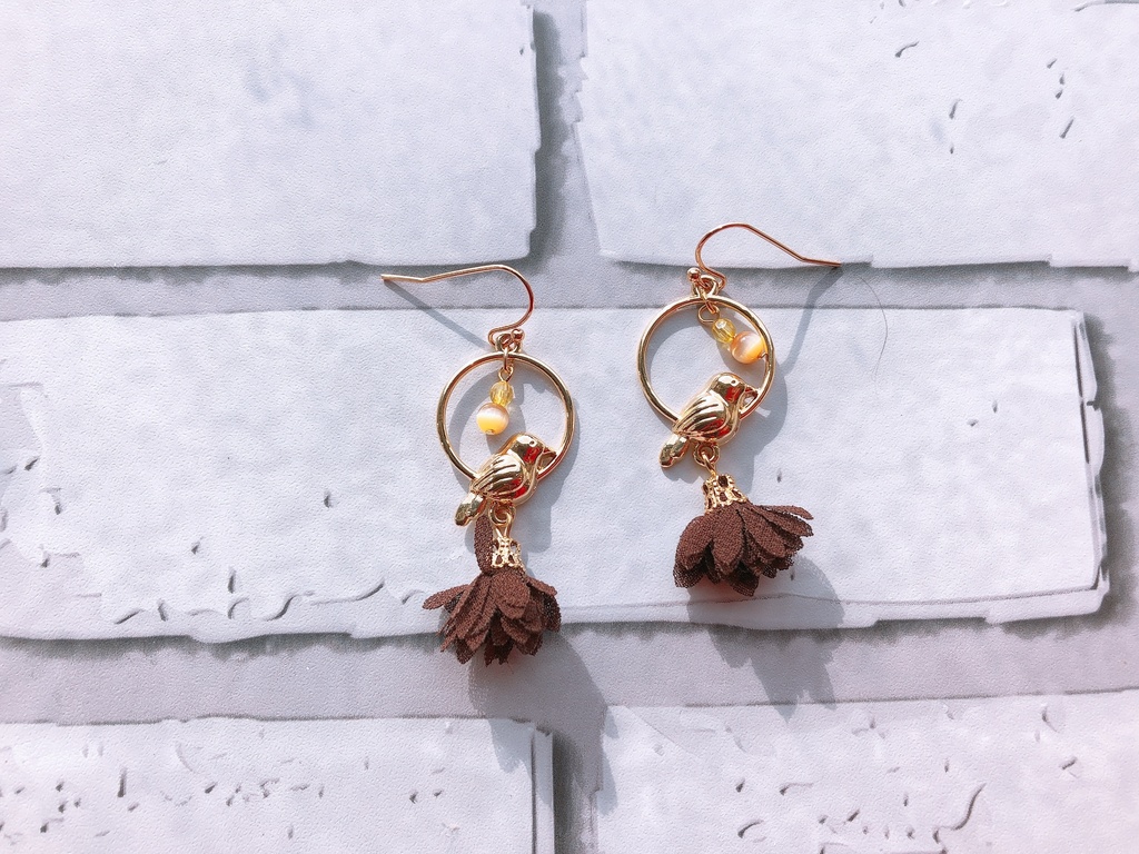 鎹雀の耳飾り・チュン