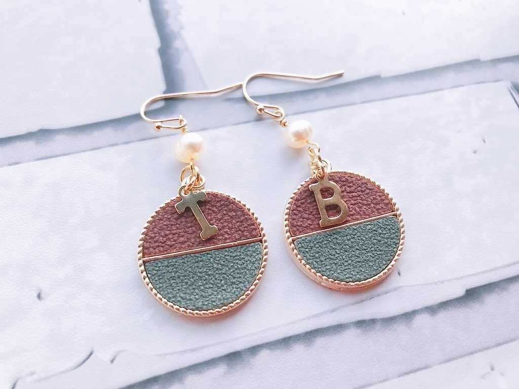 冬仕様バディのモコモコピアス/イヤリング