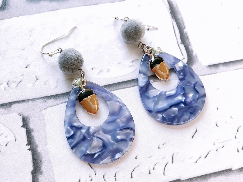 雫の耳飾り・伊