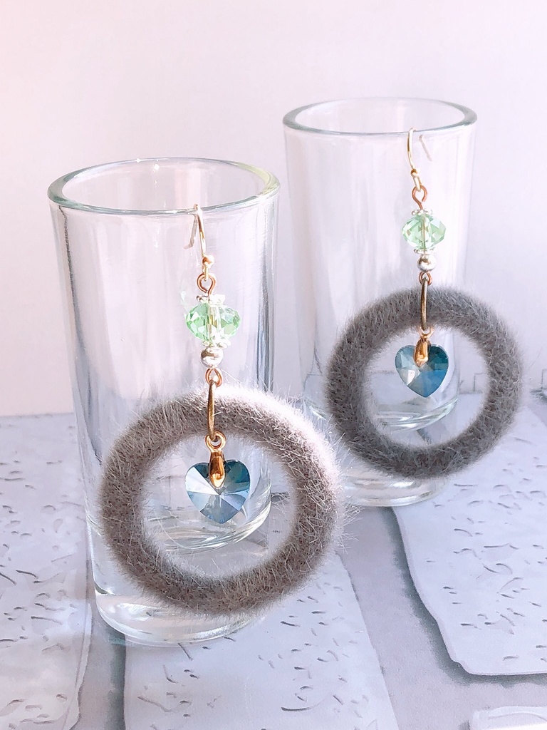 モフモフ輪っかの耳飾り・猪