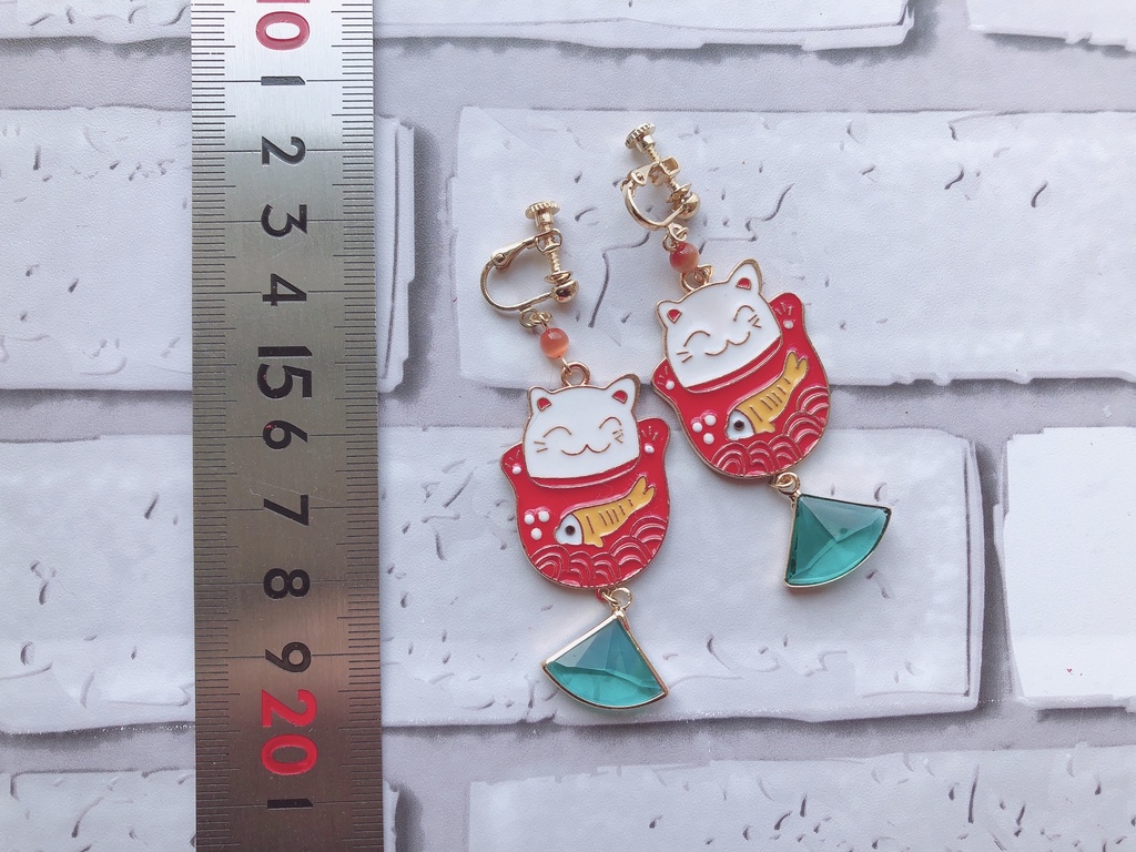 儲かりまっかーな猫のピアス/イヤリング