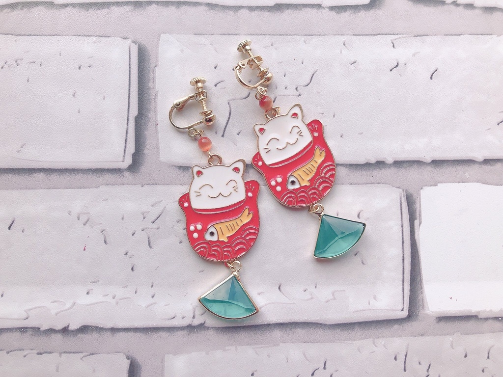 儲かりまっかーな猫のピアス/イヤリング