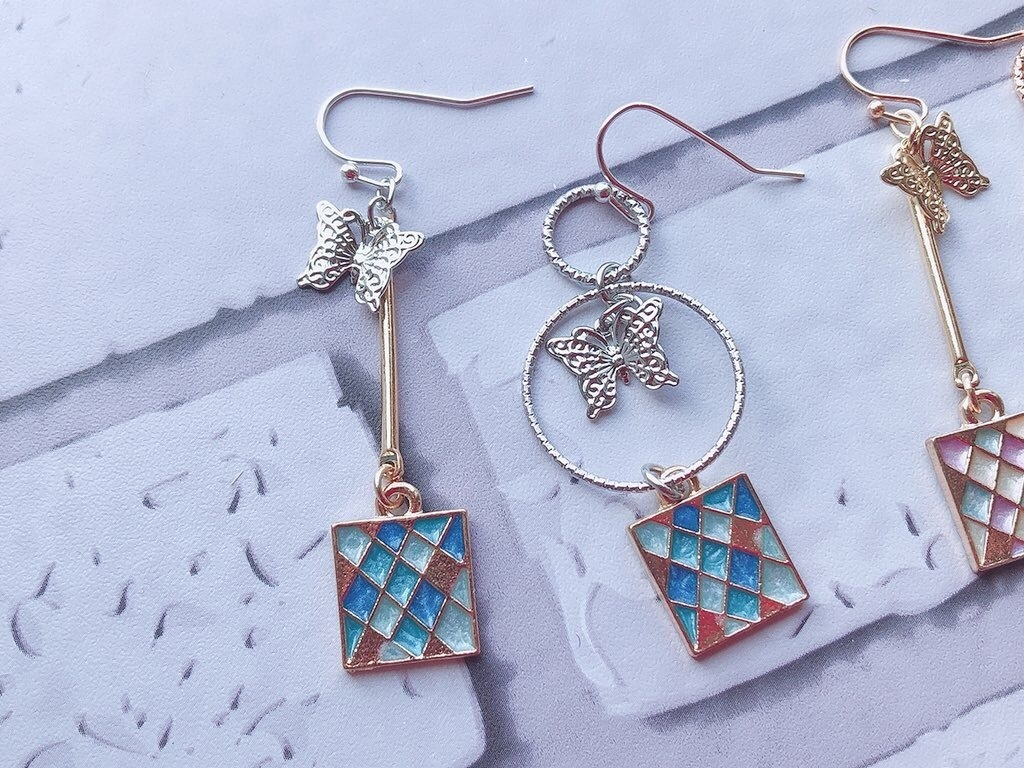 蝶屋敷のお嬢さん方の耳飾り