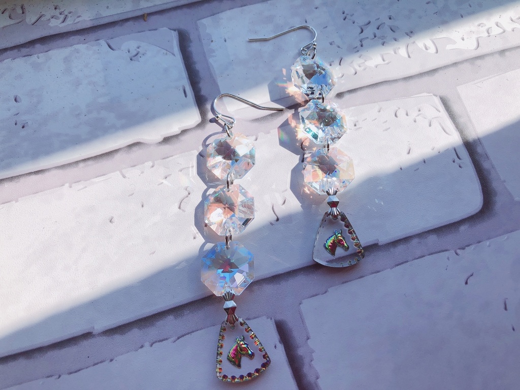 🐴サマのつよいピアス/イヤリング