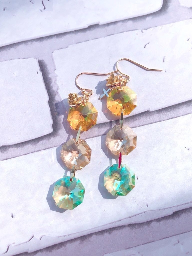 パーティーを止めないピアス/イヤリング