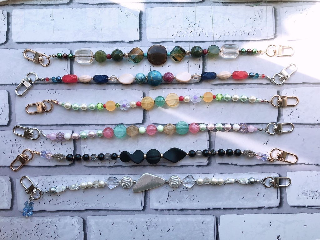 ヒーローイメージスマホストラップ