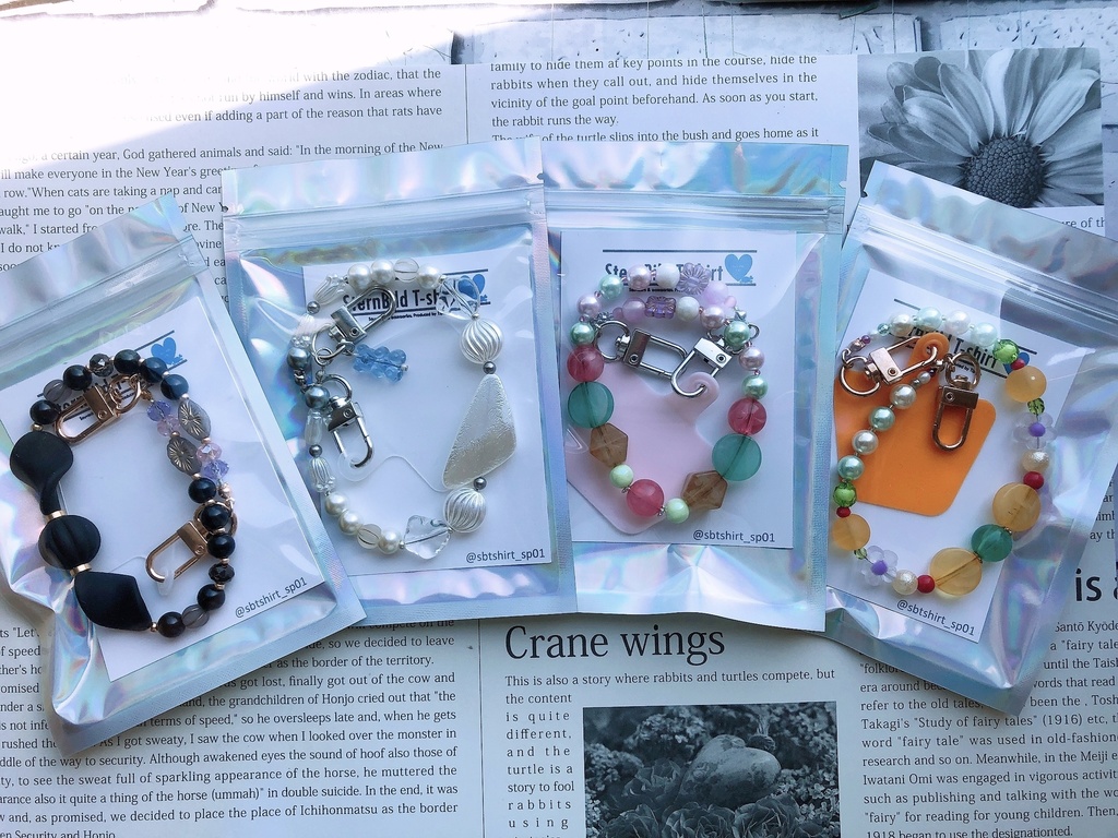 ヒーローイメージスマホストラップ