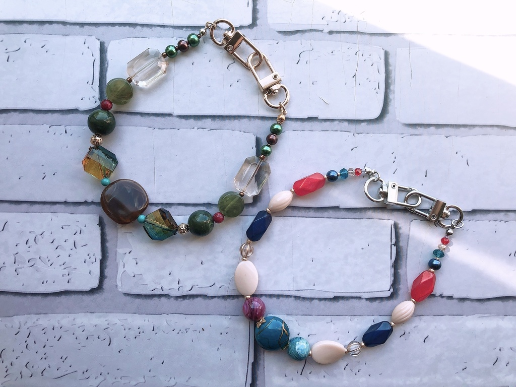 ヒーローイメージスマホストラップ