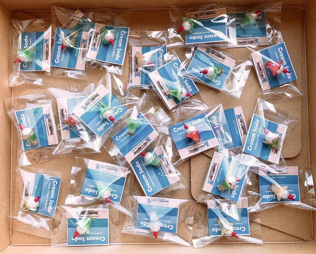 ミニチュア推し色クリームソーダ