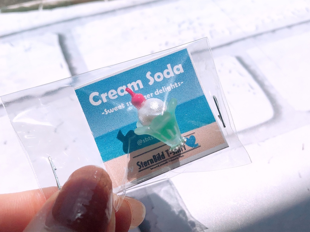ミニチュア推し色クリームソーダ