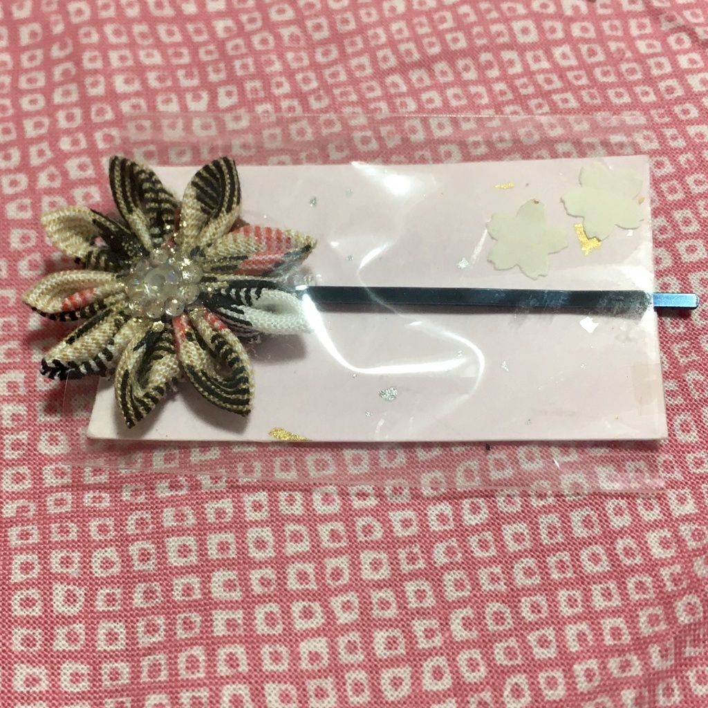 つまみ細工 ヘアピン