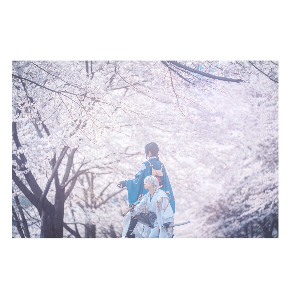 【12/1 22時より頒布】縁 -YOSUGA- 三日月宗近・鶴丸国永写真集