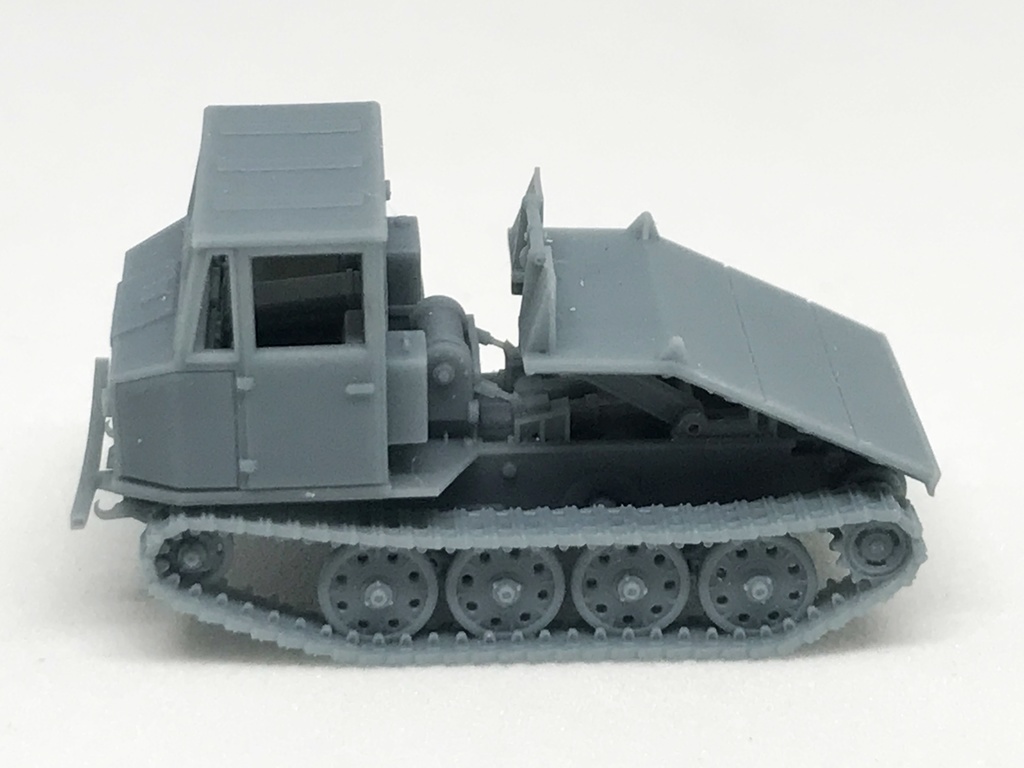 1/144 集材-50型拖拉机/J-50 トラクター/J-50 tractor