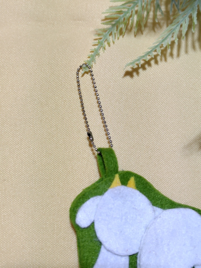 0点のテストを食べてくれるヤギキーホルダー