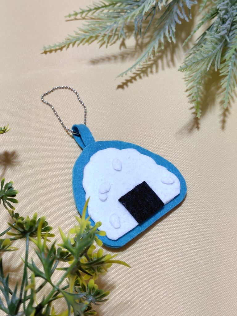 羊おにぎりキーホルダー