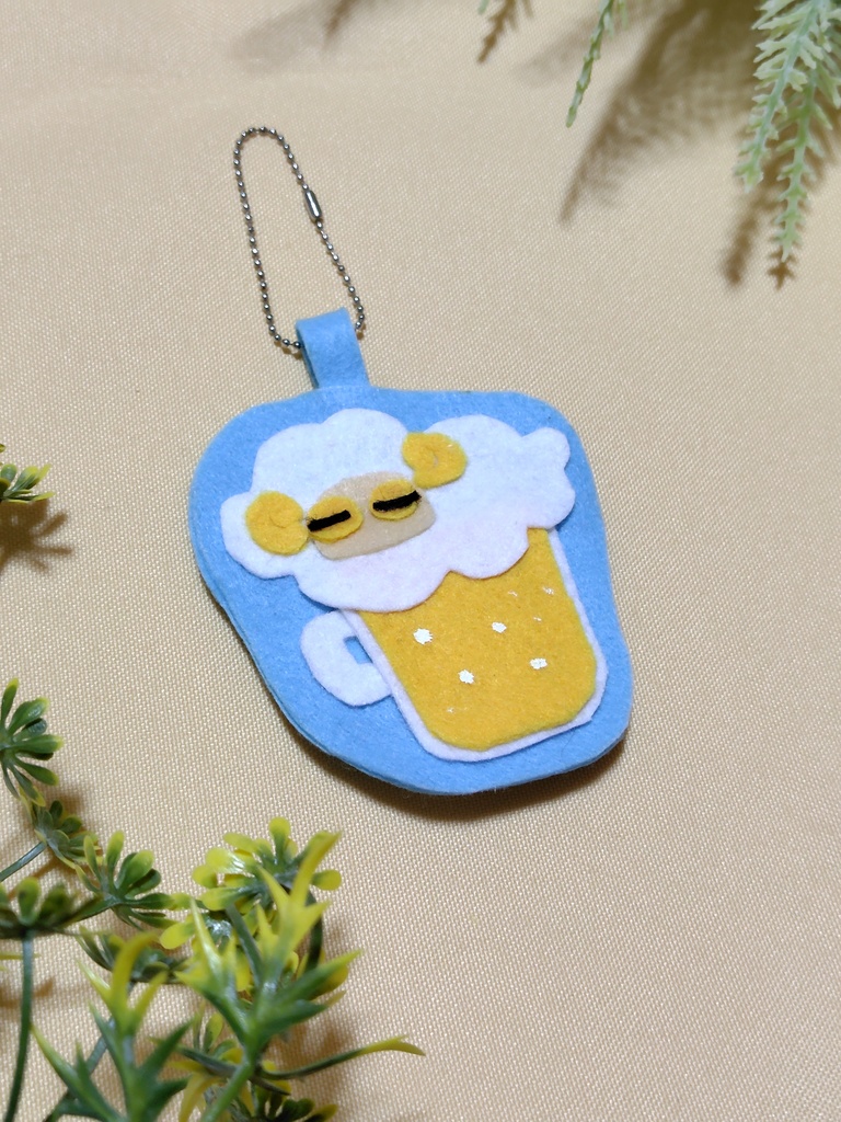 羊ビールキーホルダー