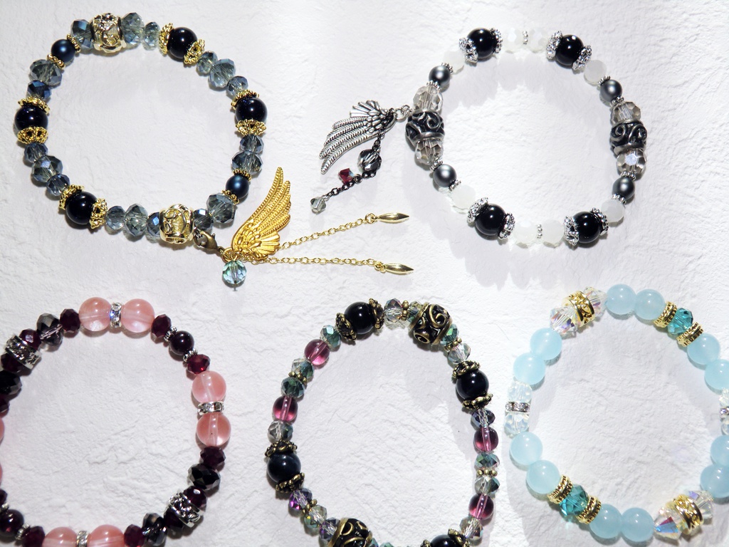 【進撃の巨人】キャラクターモチーフブレスレット