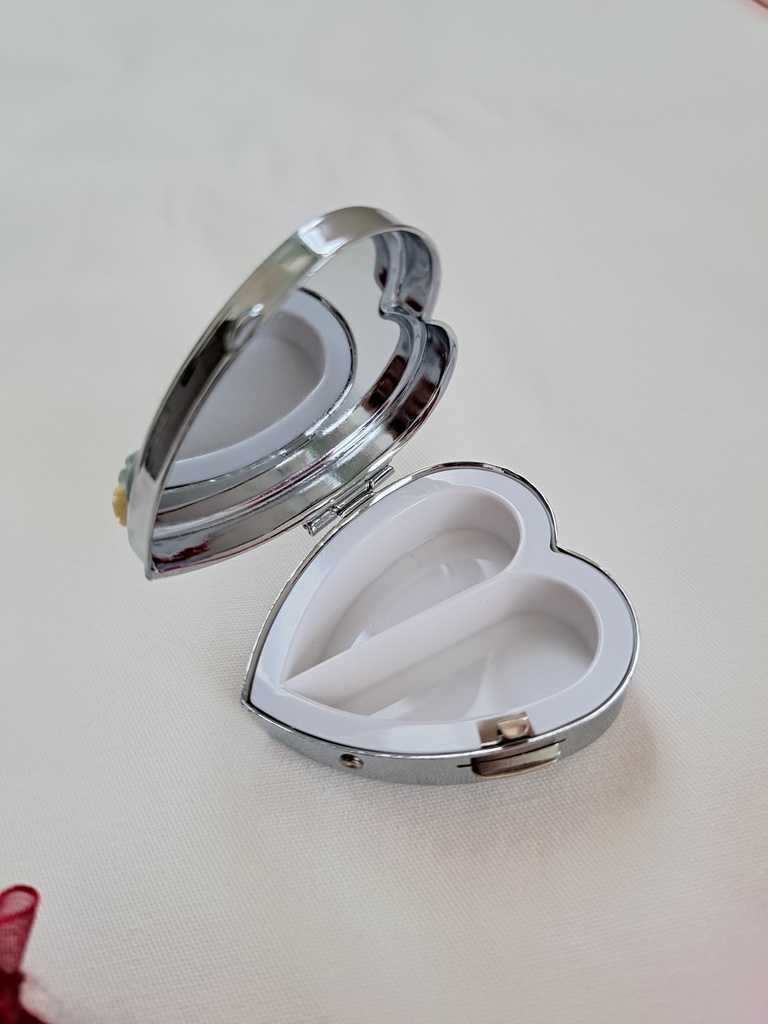 手塚作品(少女漫画&ヒロイン)イメージアクセサリー