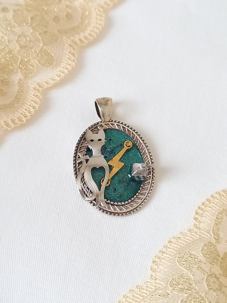 手塚治虫短編作品イメージアクセサリー