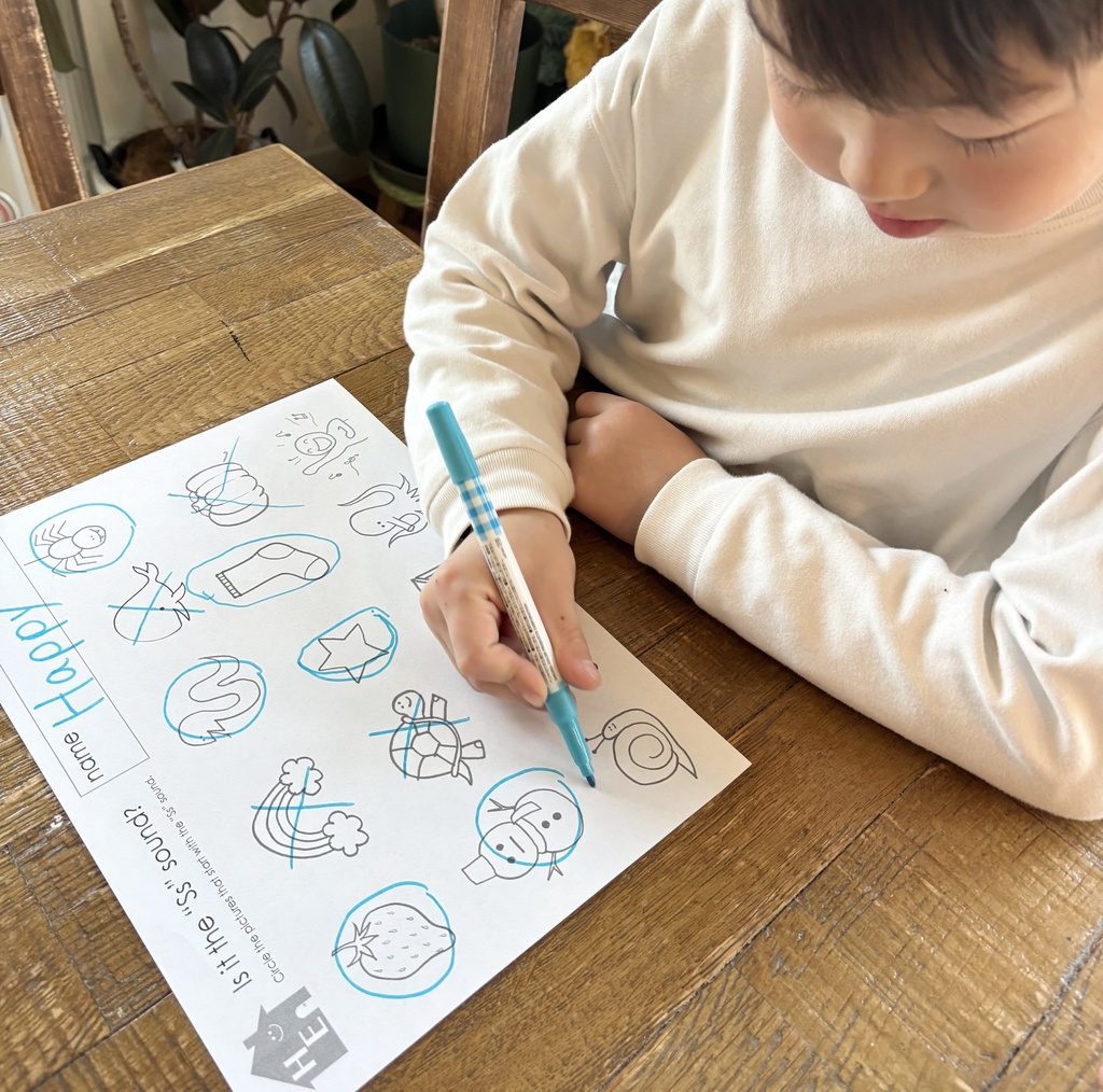 Basic Phonics A-Z |Find the Sound|音を見つけるワークシート26枚