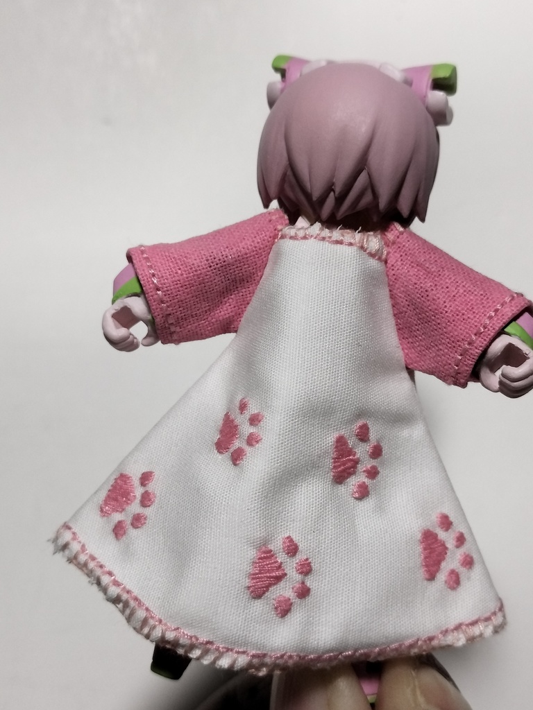 にくきゅうの服