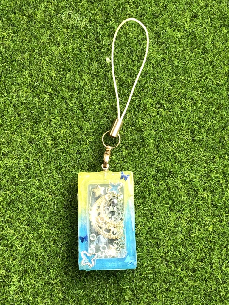 呪騎士ヴァハト　シャカシャカストラップ