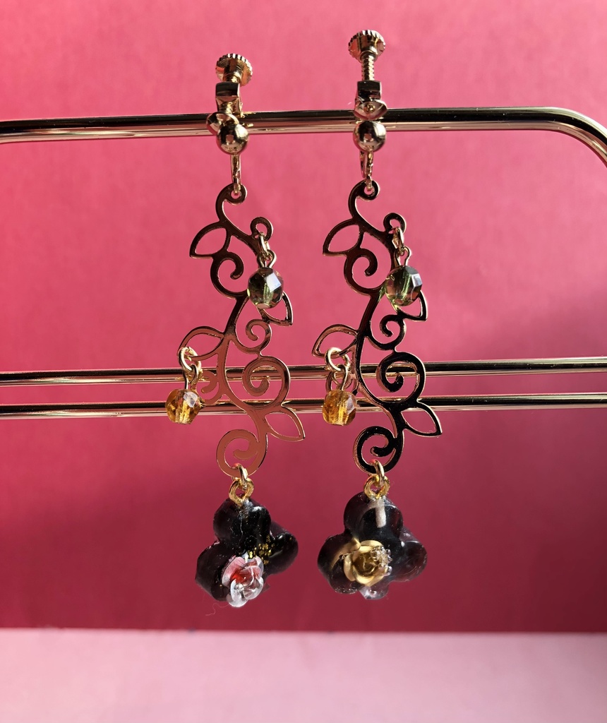 トレイ　イメージ　イヤリング