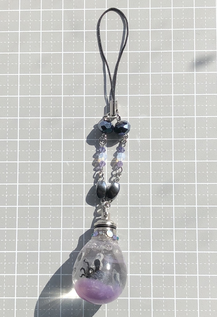 モストロラウンジ イメージストラップ