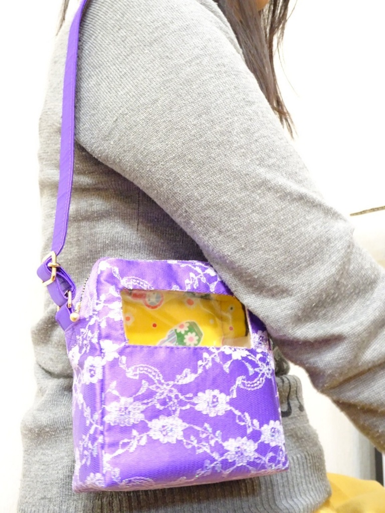 オビツポーチバック