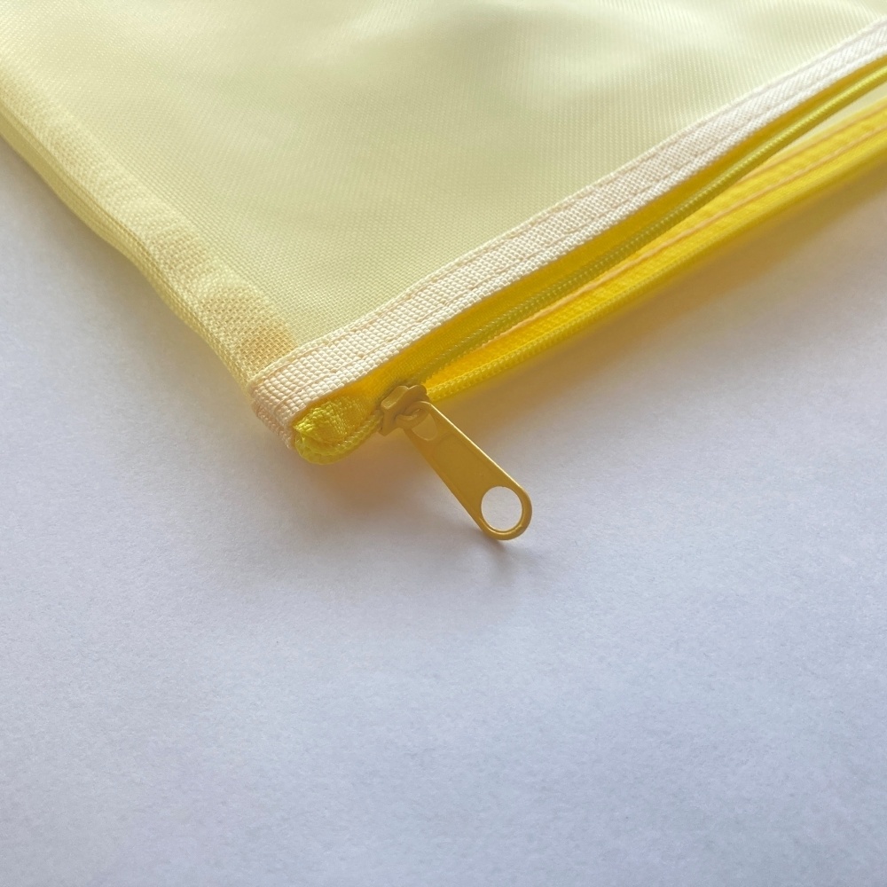 ✨新作✨ワンポイント刺繍メッシュポーチ 異母兄弟