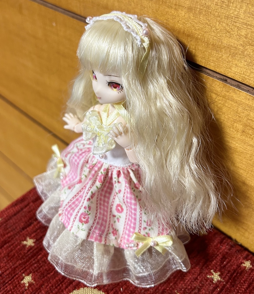 オビツ11 服　バナナ&ストロベリードレス2