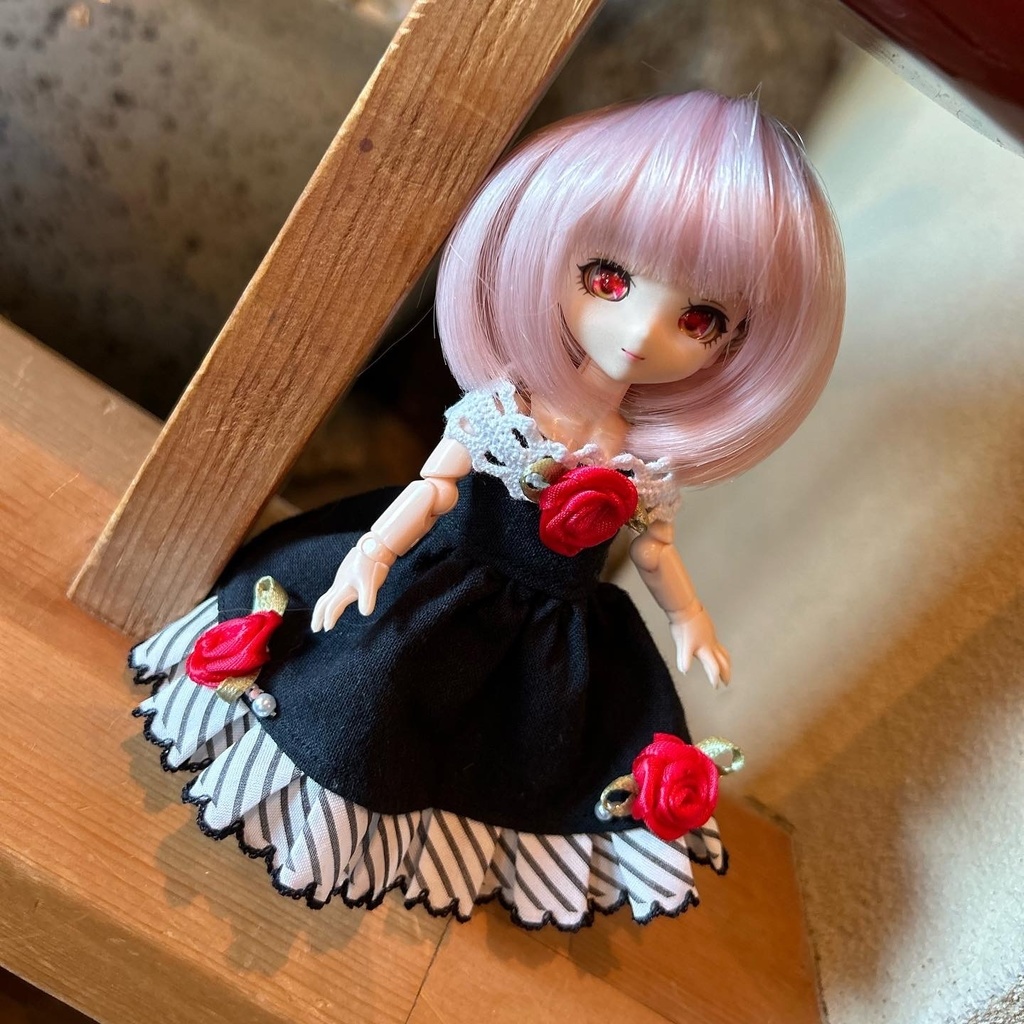 オビツ11 服　ローズドレス