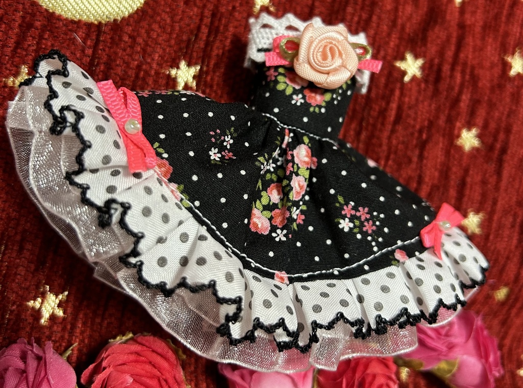 オビツ11服　ローズプリントドレス2