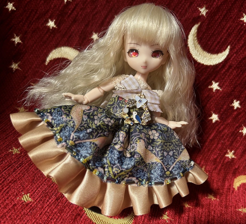オビツ11アウトフィット　小鳥ちゃんドレス
