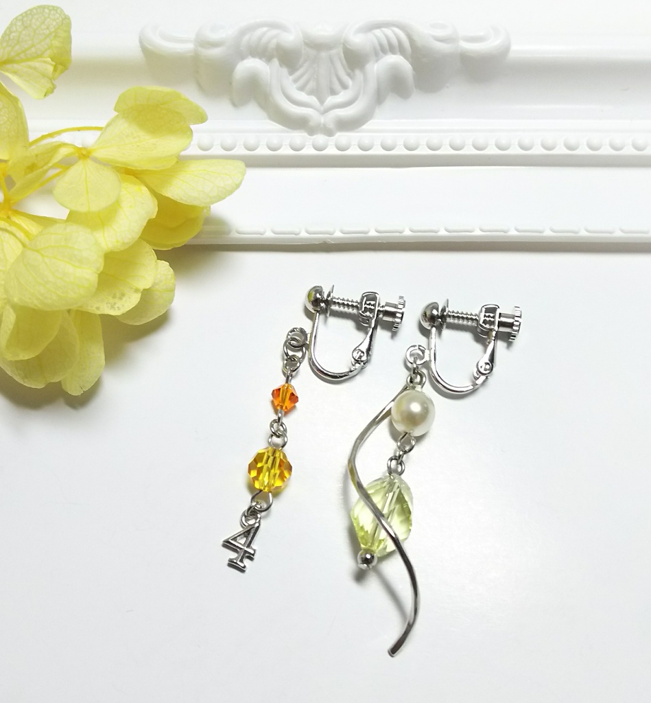 ペルソナシリーズイメージイヤリング