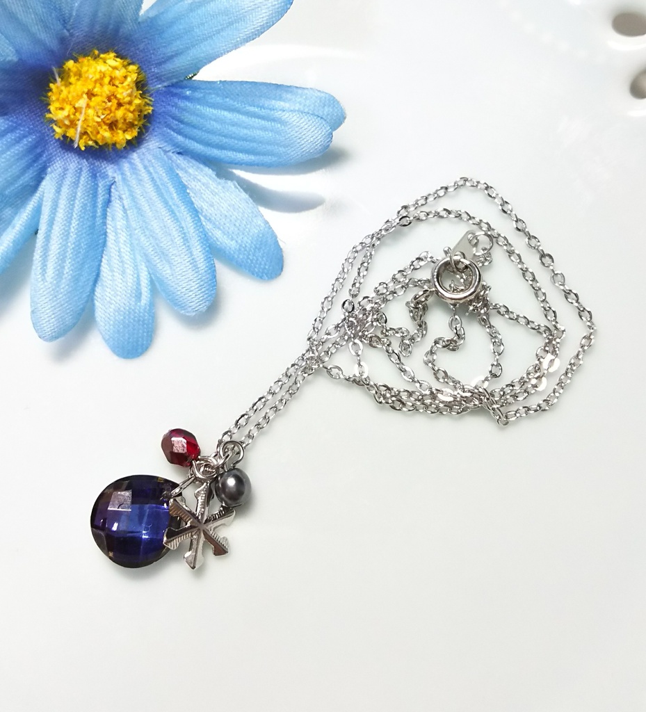 ユーリ!!!on Ice 愛について~イメージネックレス