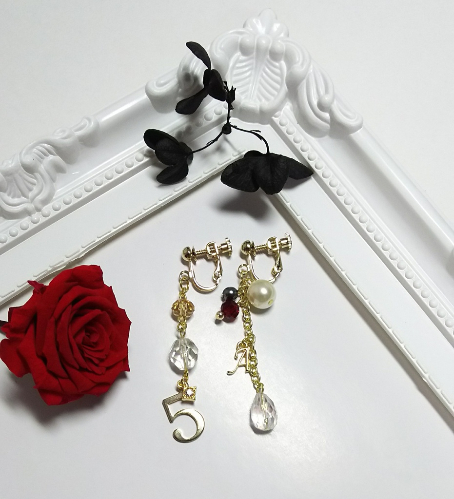 ペルソナ5キャラクターイメージイヤリング(ピアス)