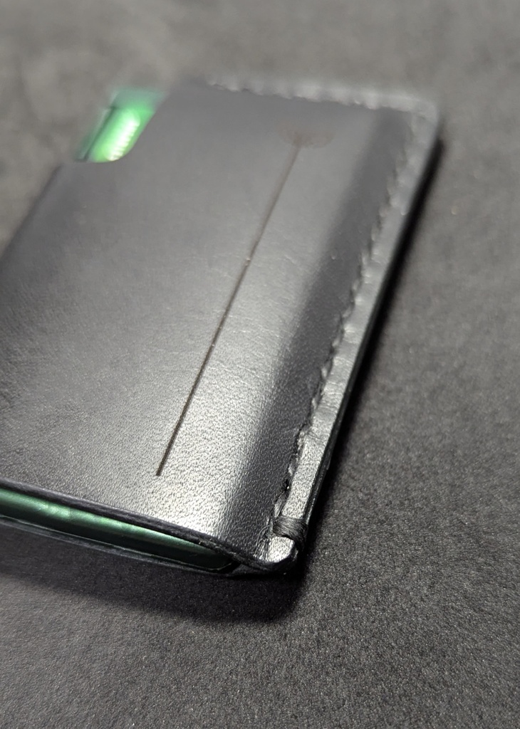 レザーミンティアケース 『ふたば』 ブラック革 ブラック糸