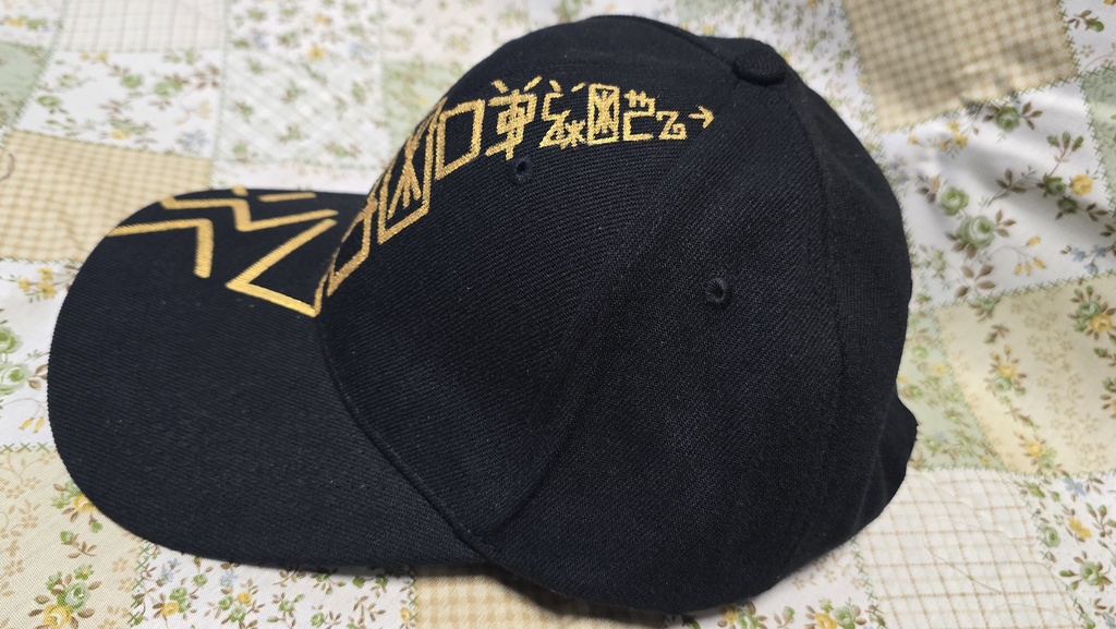 デジモン文字のキャップ