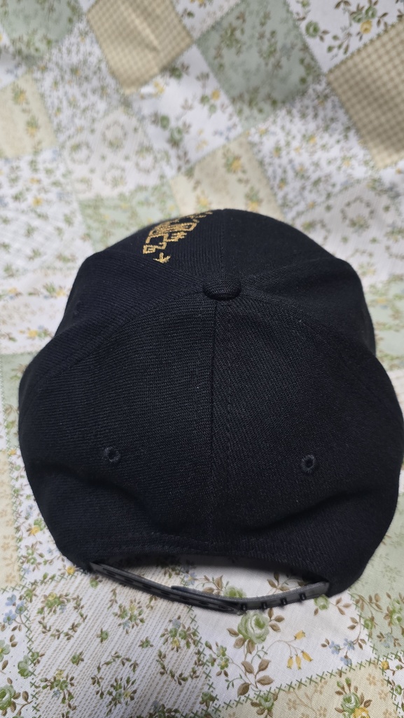 デジモン文字のキャップ