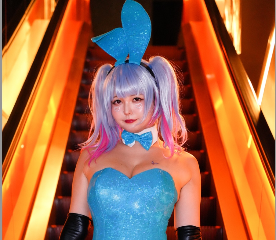 ネオンバニー写真集　A4  38ページ