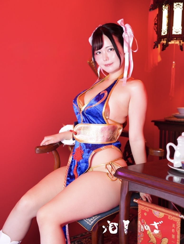コミケ新刊　春麗写真集　A4フルカラー46P